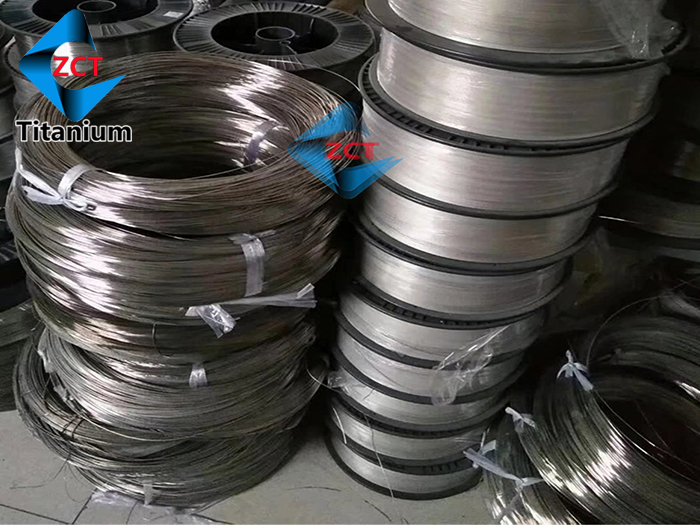 Bright surface titanium wire