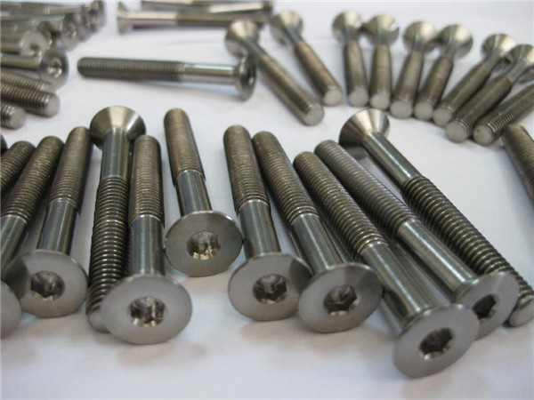 Strength and Fusion of Titanium Screws